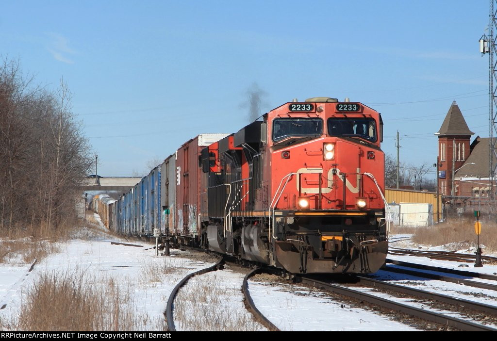 CN 2233